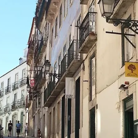 Chiado Terrace With Stunning Views - 3br_3wc_ac!